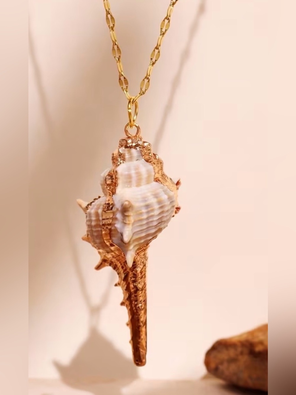 Gold-Tone Shell Pendant Necklace - White and Gold